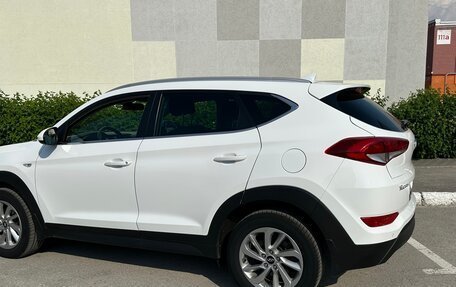 Hyundai Tucson III, 2018 год, 2 200 000 рублей, 11 фотография