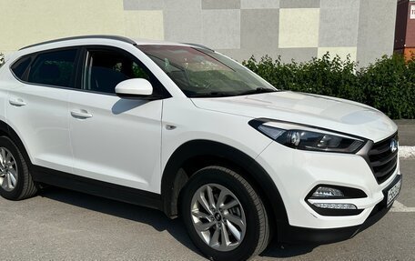 Hyundai Tucson III, 2018 год, 2 200 000 рублей, 4 фотография