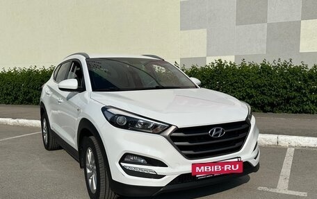 Hyundai Tucson III, 2018 год, 2 200 000 рублей, 3 фотография