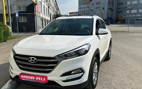 Hyundai Tucson III, 2018 год, 2 200 000 рублей, 13 фотография