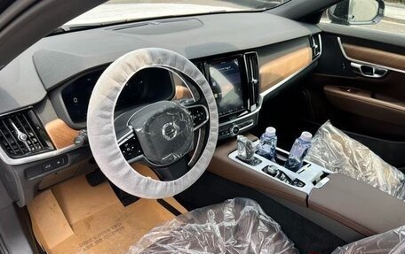 Volvo S90 II рестайлинг, 2025 год, 5 945 000 рублей, 8 фотография