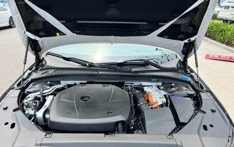 Volvo S90 II рестайлинг, 2025 год, 5 945 000 рублей, 12 фотография