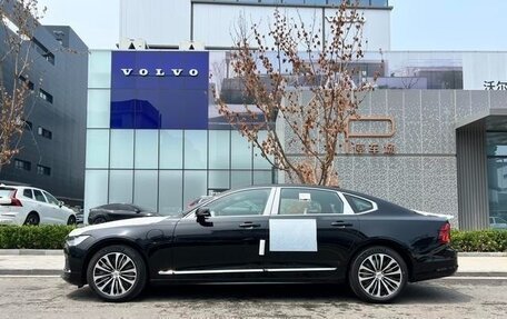 Volvo S90 II рестайлинг, 2025 год, 5 945 000 рублей, 14 фотография