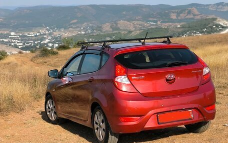 Hyundai Solaris II рестайлинг, 2012 год, 900 000 рублей, 5 фотография