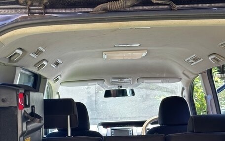 Toyota Voxy II, 2008 год, 1 550 000 рублей, 9 фотография