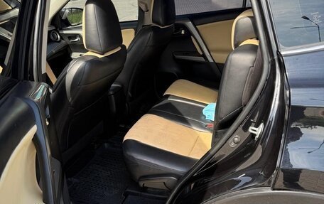 Toyota RAV4, 2018 год, 1 650 000 рублей, 11 фотография