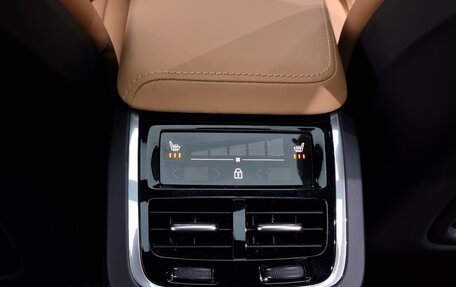 Volvo V60 Cross Country II, 2021 год, 3 706 000 рублей, 13 фотография