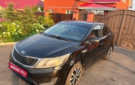 KIA Rio III рестайлинг, 2012 год, 700 000 рублей, 2 фотография