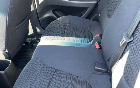 Hyundai Solaris II рестайлинг, 2015 год, 1 200 000 рублей, 2 фотография