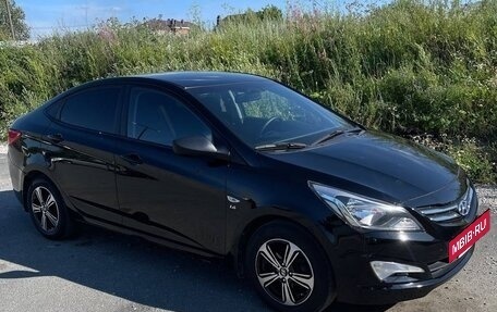 Hyundai Solaris II рестайлинг, 2015 год, 1 200 000 рублей, 5 фотография