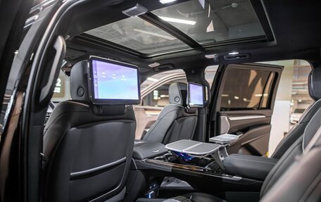 Cadillac Escalade V, 2025 год, 23 500 000 рублей, 10 фотография