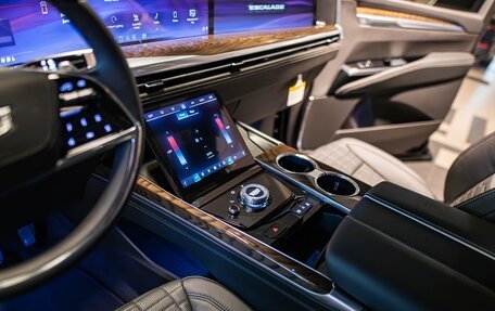 Cadillac Escalade V, 2025 год, 23 500 000 рублей, 11 фотография