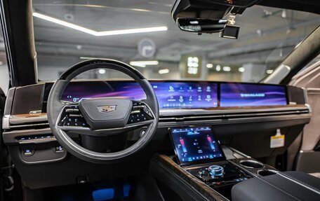 Cadillac Escalade V, 2025 год, 23 500 000 рублей, 12 фотография