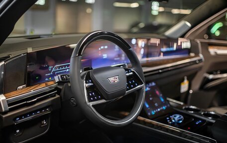 Cadillac Escalade V, 2025 год, 23 500 000 рублей, 18 фотография