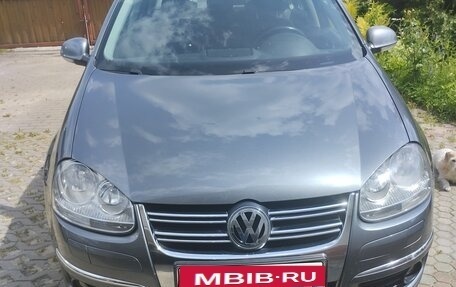 Volkswagen Jetta VI, 2009 год, 588 000 рублей, 1 фотография