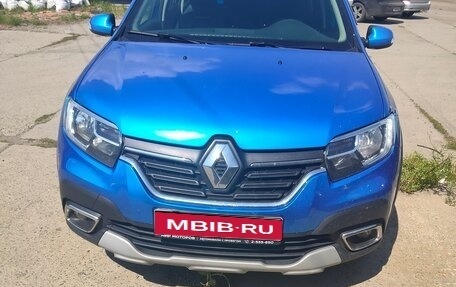 Renault Sandero II рестайлинг, 2018 год, 1 200 000 рублей, 1 фотография