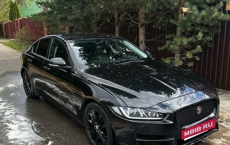 Jaguar XE I рестайлинг, 2017 год, 2 050 000 рублей, 7 фотография