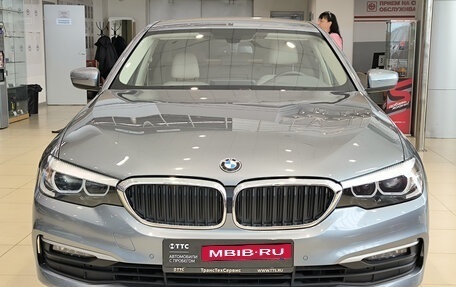 BMW 5 серия, 2018 год, 3 050 000 рублей, 2 фотография