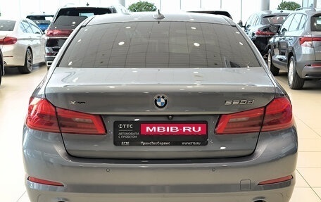 BMW 5 серия, 2018 год, 3 050 000 рублей, 6 фотография