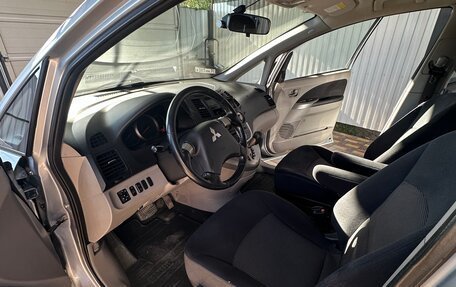 Mitsubishi Grandis, 2008 год, 1 350 000 рублей, 18 фотография