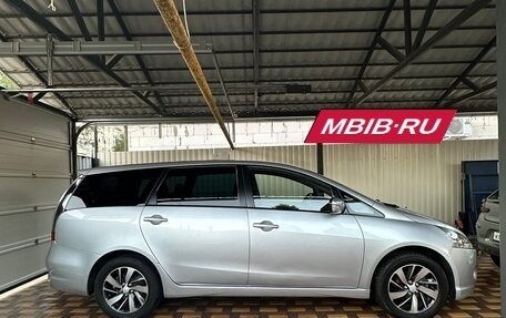 Mitsubishi Grandis, 2008 год, 1 350 000 рублей, 13 фотография