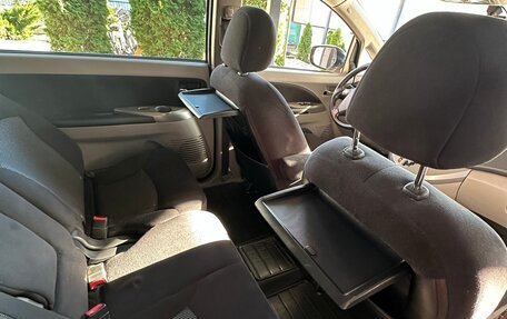 Mitsubishi Grandis, 2008 год, 1 350 000 рублей, 24 фотография