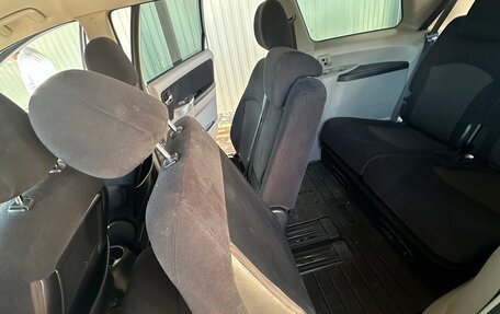 Mitsubishi Grandis, 2008 год, 1 350 000 рублей, 33 фотография