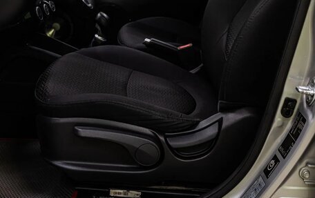 KIA Rio III рестайлинг, 2015 год, 900 000 рублей, 22 фотография