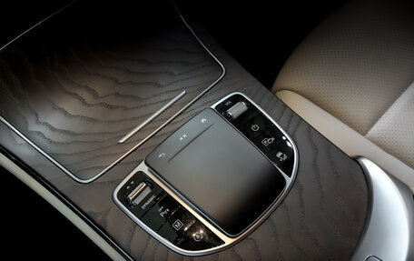 Mercedes-Benz GLC, 2021 год, 4 400 000 рублей, 26 фотография