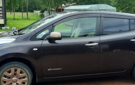 Nissan Leaf I, 2014 год, 699 000 рублей, 1 фотография