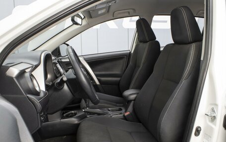 Toyota RAV4, 2016 год, 2 540 000 рублей, 10 фотография