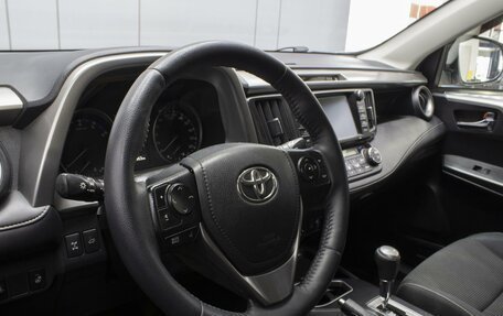 Toyota RAV4, 2016 год, 2 540 000 рублей, 13 фотография