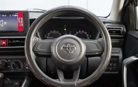 Toyota Raize I, 2021 год, 1 620 000 рублей, 12 фотография