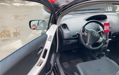 Toyota Yaris III рестайлинг, 2008 год, 480 000 рублей, 9 фотография