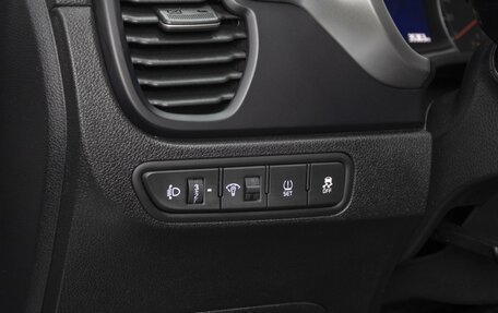 KIA Rio IV, 2021 год, 1 680 000 рублей, 17 фотография