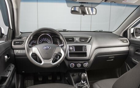 KIA Rio III рестайлинг, 2015 год, 840 000 рублей, 6 фотография