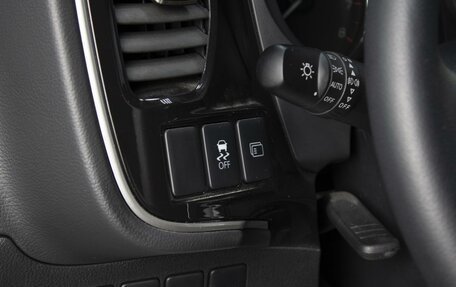 Mitsubishi Outlander III рестайлинг 3, 2022 год, 4 095 000 рублей, 22 фотография