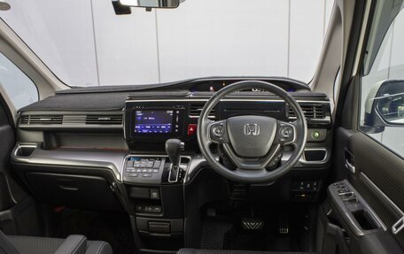 Honda Stepwgn IV, 2020 год, 2 950 000 рублей, 6 фотография
