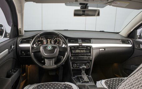 Skoda Superb III рестайлинг, 2012 год, 1 270 000 рублей, 6 фотография
