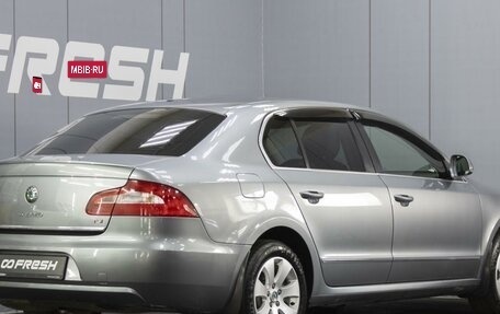 Skoda Superb III рестайлинг, 2012 год, 1 270 000 рублей, 2 фотография