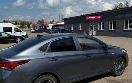Hyundai Solaris II рестайлинг, 2018 год, 790 000 рублей, 4 фотография