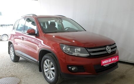 Volkswagen Tiguan I, 2012 год, 690 000 рублей, 2 фотография