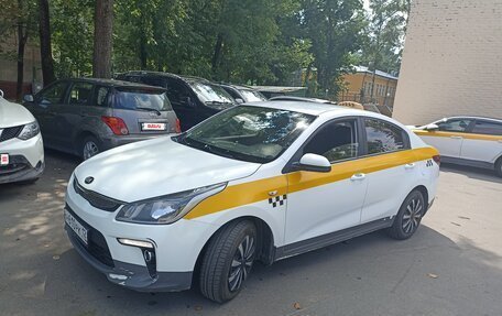 KIA Rio IV, 2018 год, 950 000 рублей, 6 фотография