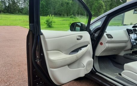 Nissan Leaf I, 2014 год, 699 000 рублей, 3 фотография