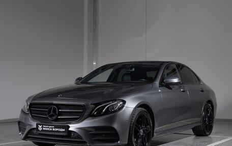 Mercedes-Benz E-Класс, 2018 год, 3 490 000 рублей, 2 фотография