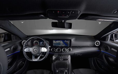 Mercedes-Benz E-Класс, 2018 год, 3 490 000 рублей, 11 фотография