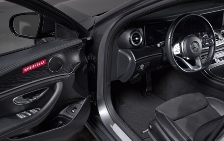 Mercedes-Benz E-Класс, 2018 год, 3 490 000 рублей, 9 фотография