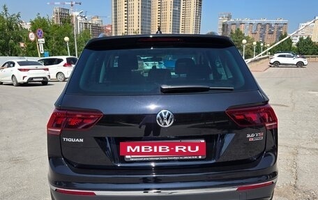 Volkswagen Tiguan II, 2017 год, 2 800 000 рублей, 2 фотография