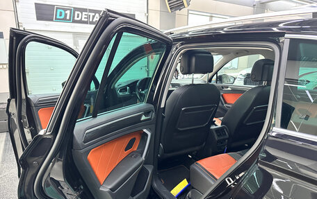 Volkswagen Tiguan II, 2017 год, 2 800 000 рублей, 17 фотография
