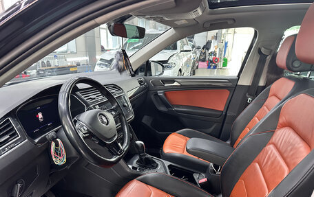 Volkswagen Tiguan II, 2017 год, 2 800 000 рублей, 24 фотография